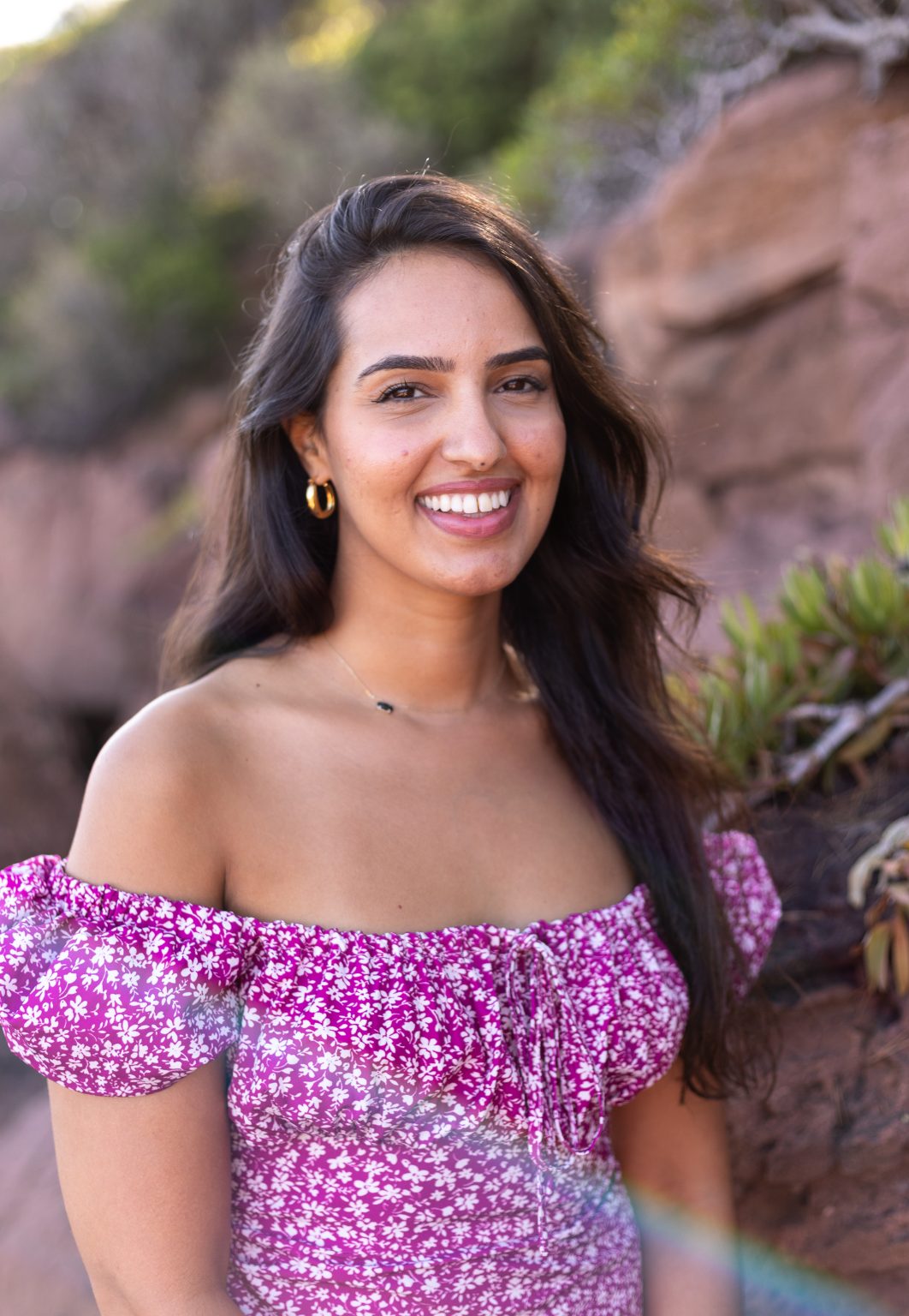 Myriam Zen, coach en estime de soi, souriante
